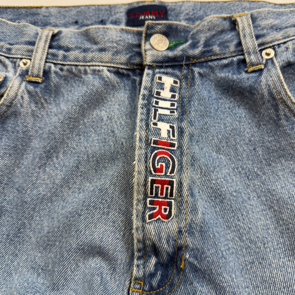 Vtg Tommy Jeans Mens Light Wash Embroidered Logo Straight Y2K 90s streetwear EUC